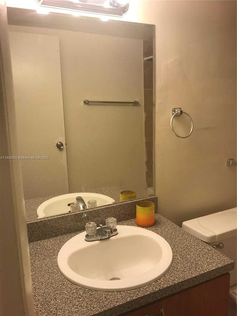 Small Image of 10511 SOUTH WEST 108TH AVE #287, Miami Number 14