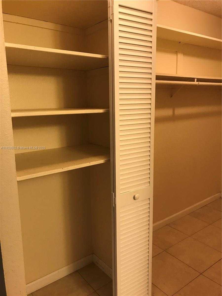 Small Image of 10511 SOUTH WEST 108TH AVE #287, Miami Number 16