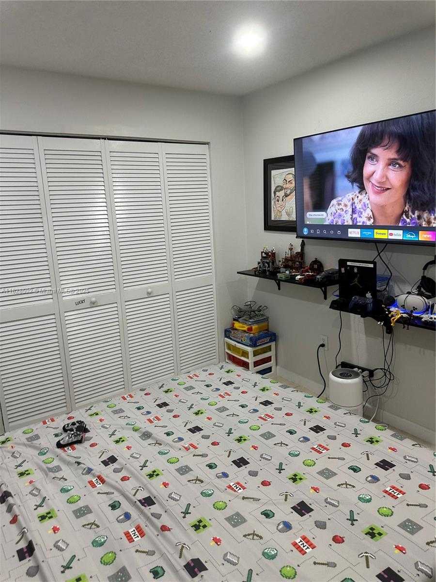 Small Image of 10511 SOUTH WEST 108TH AVE #287, Miami Number 8