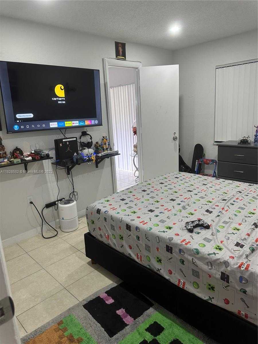 Small Image of 10511 SOUTH WEST 108TH AVE #287, Miami Number 9