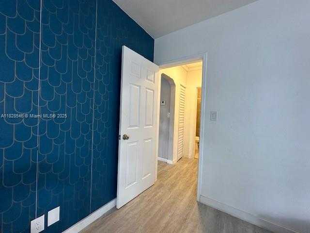 Small Image of 417 SOUTH EAST 22ND ST #1, Fort Lauderdale Number 5