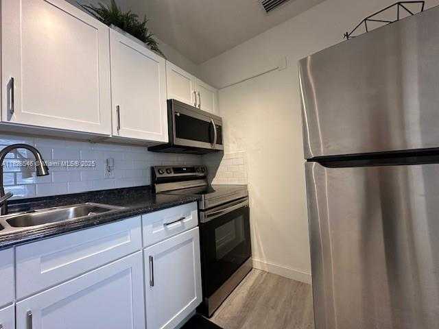 Small Image of 417 SOUTH EAST 22ND ST #1, Fort Lauderdale Number 7