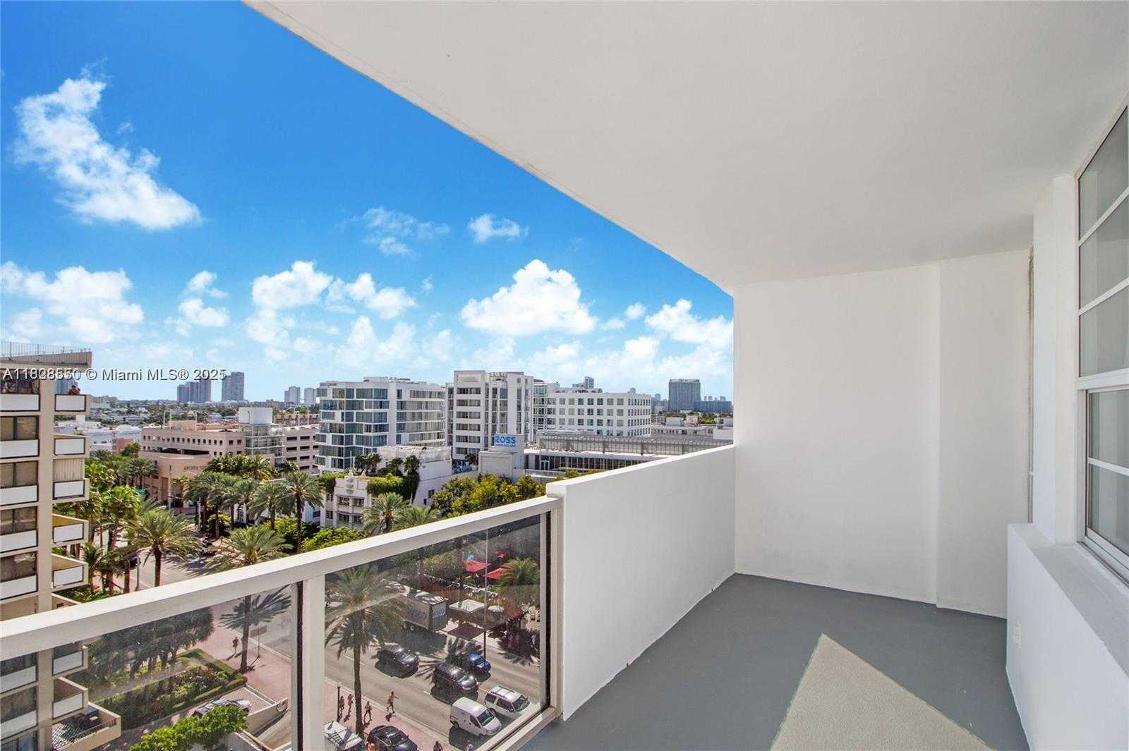 Small Image of 100 LINCOLN RD #907, Miami Beach Number 2