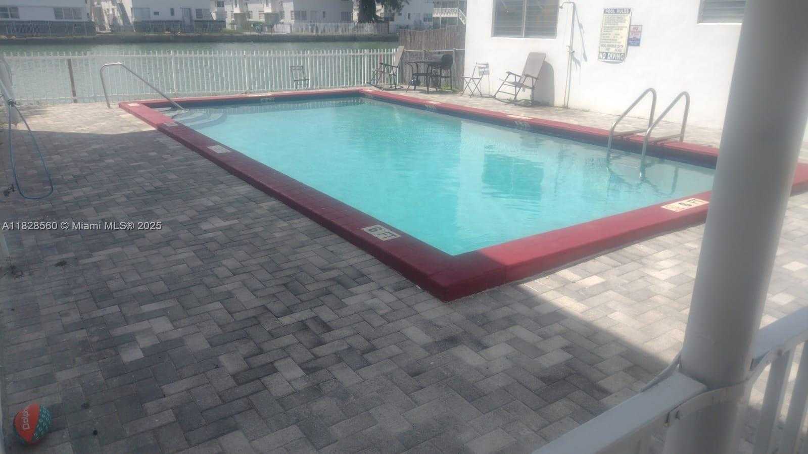Small Image of 7835 CRESPI BLVD #5, Miami Beach Number 11