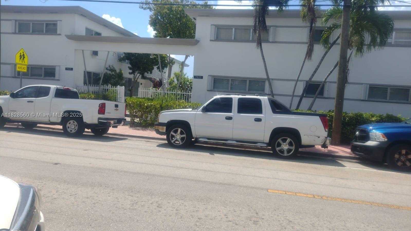 Small Image of 7835 CRESPI BLVD #5, Miami Beach Number 12