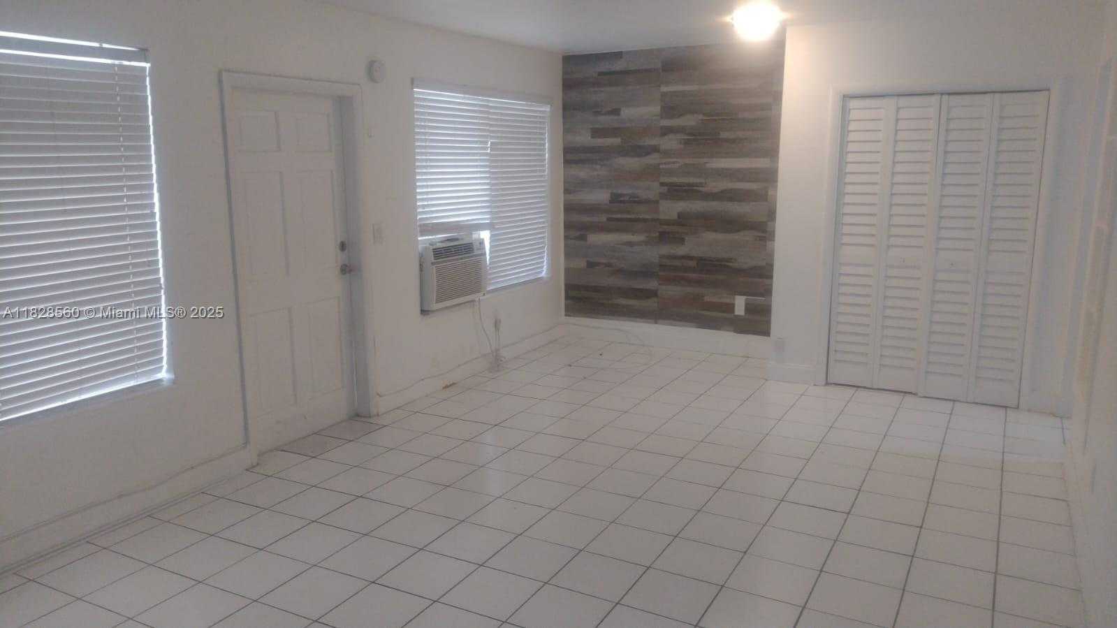 Small Image of 7835 CRESPI BLVD #5, Miami Beach Number 9