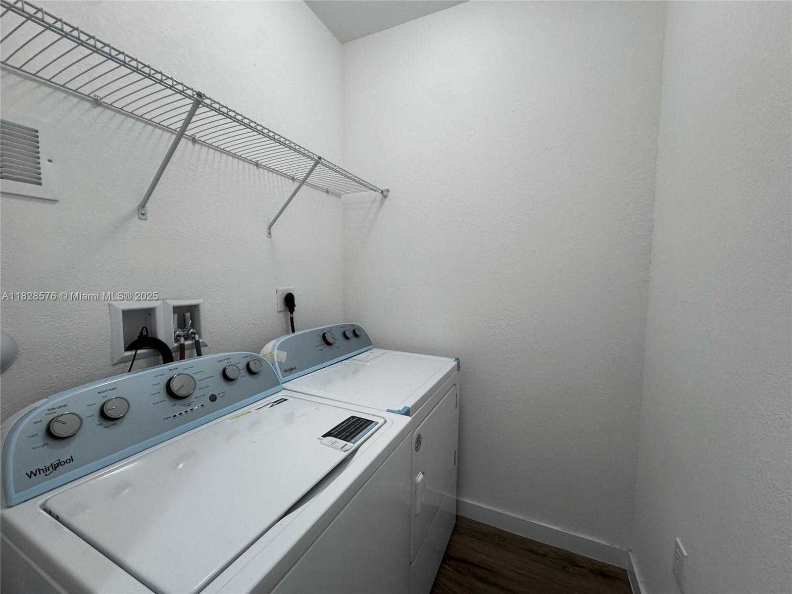Small Image of 15540 SOUTH WEST 136TH ST #213, Miami Number 14