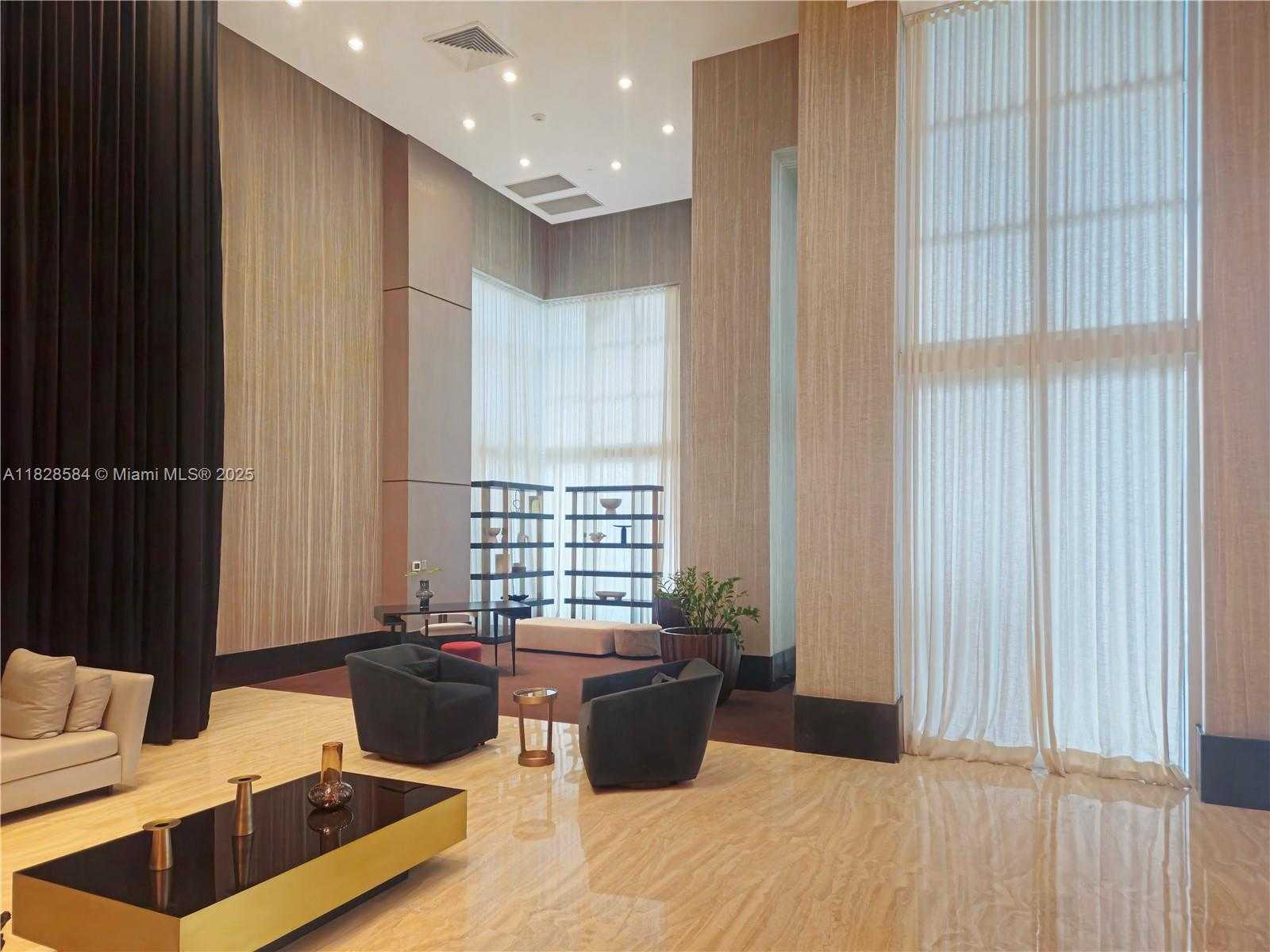 Small Image of 950 BRICKELL BAY DR #1608, Miami Number 3