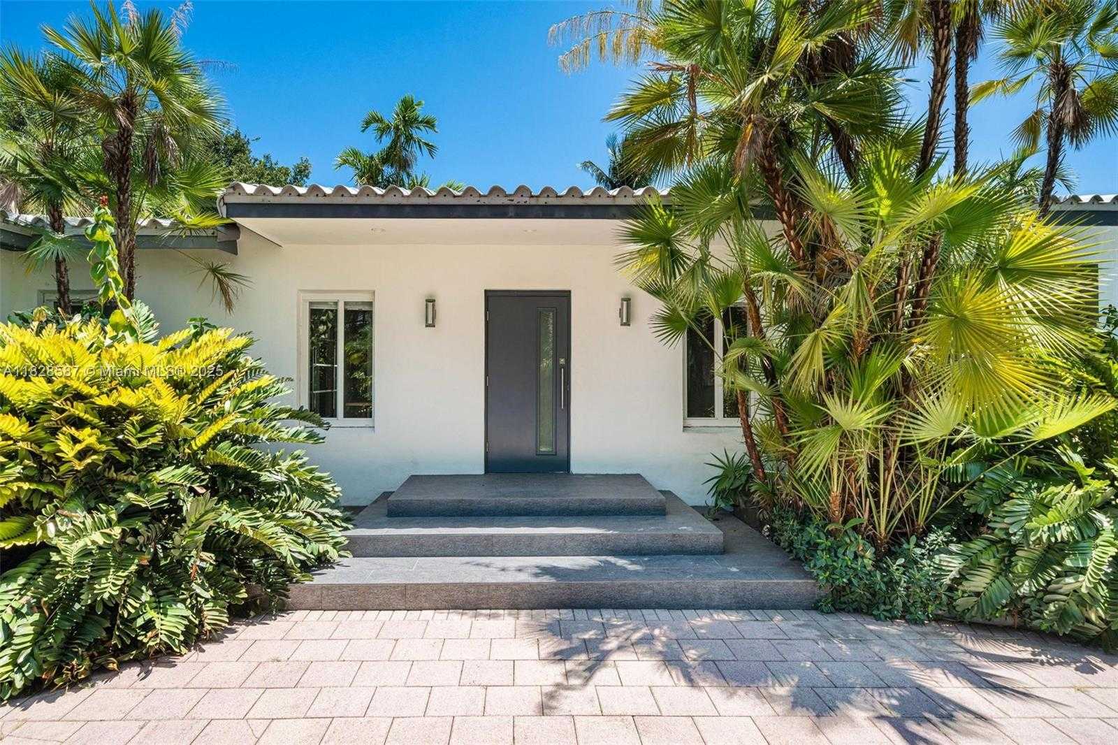 Small Image of Miami Number 35