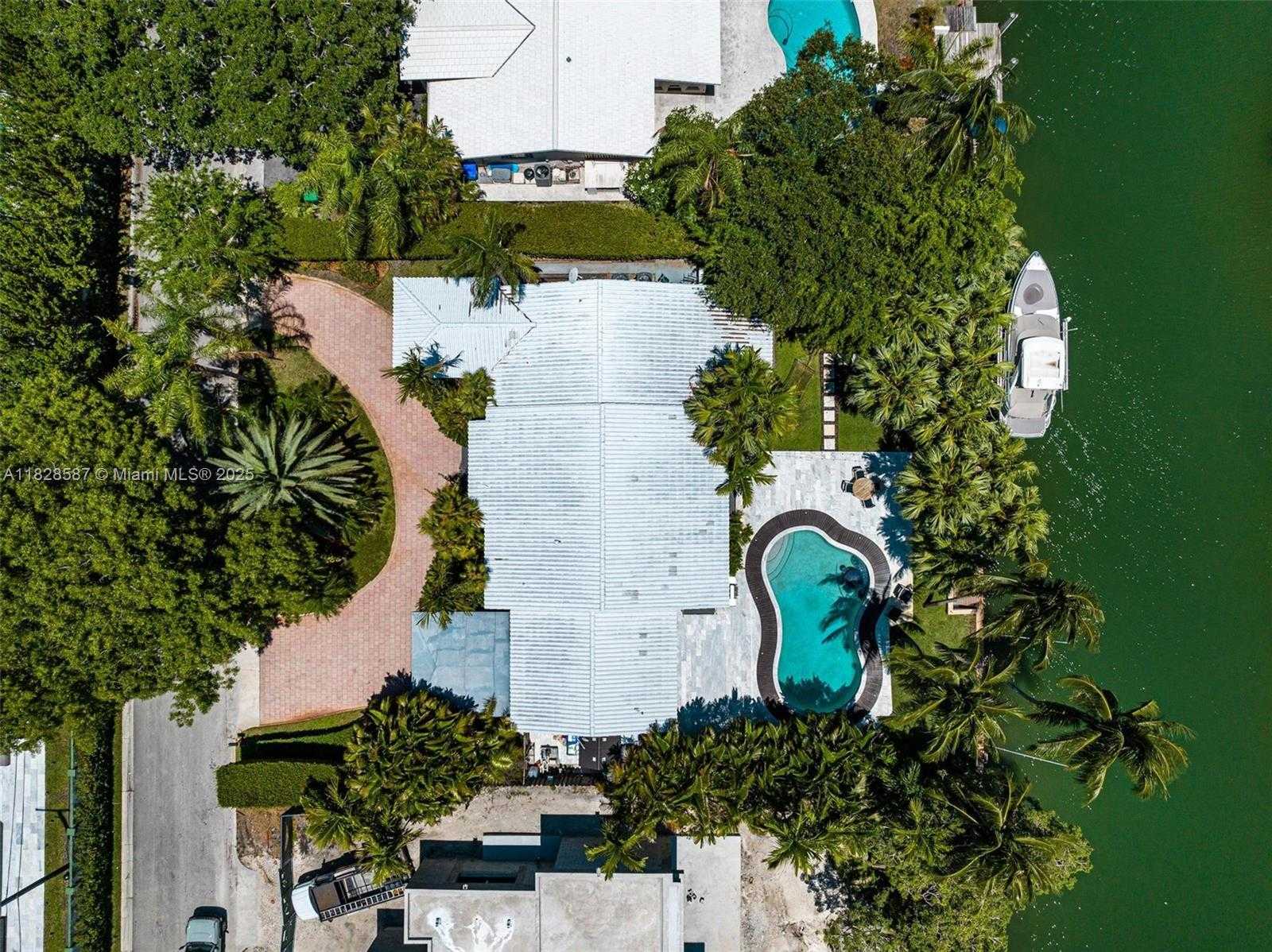 Small Image of Miami Number 38