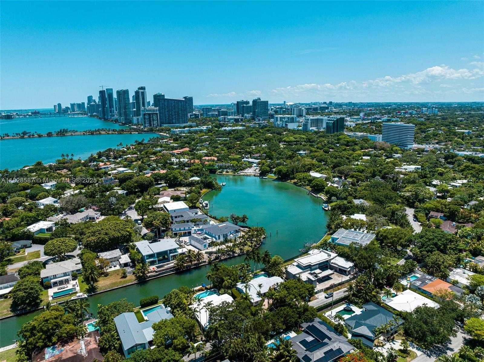 Small Image of Miami Number 47