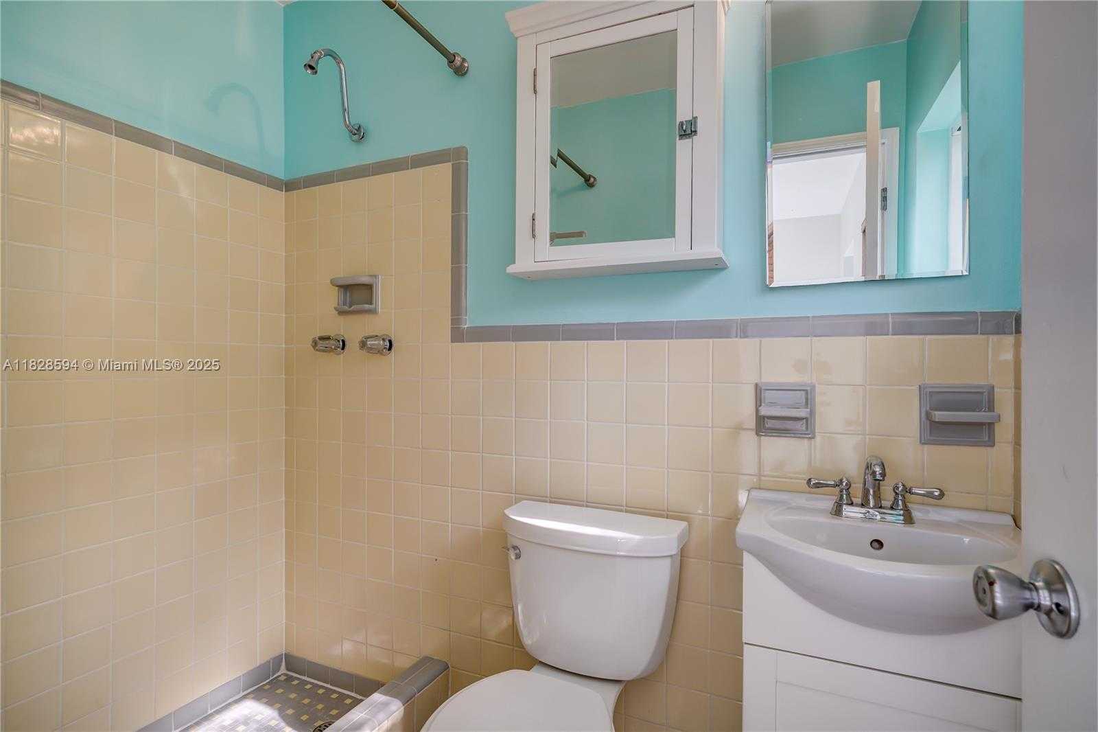 Small Image of 221 NORTH WEST 47TH CT, Oakland Park Number 12