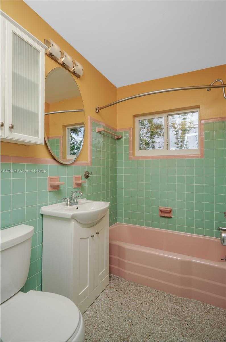 Small Image of 221 NORTH WEST 47TH CT, Oakland Park Number 16