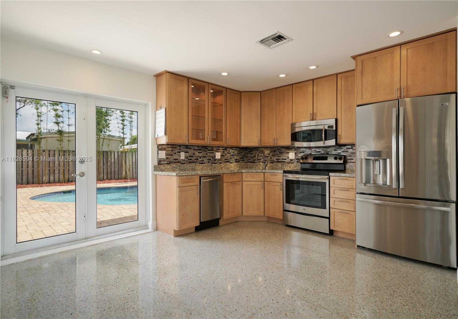 Small Image of 221 NORTH WEST 47TH CT, Oakland Park Number 3