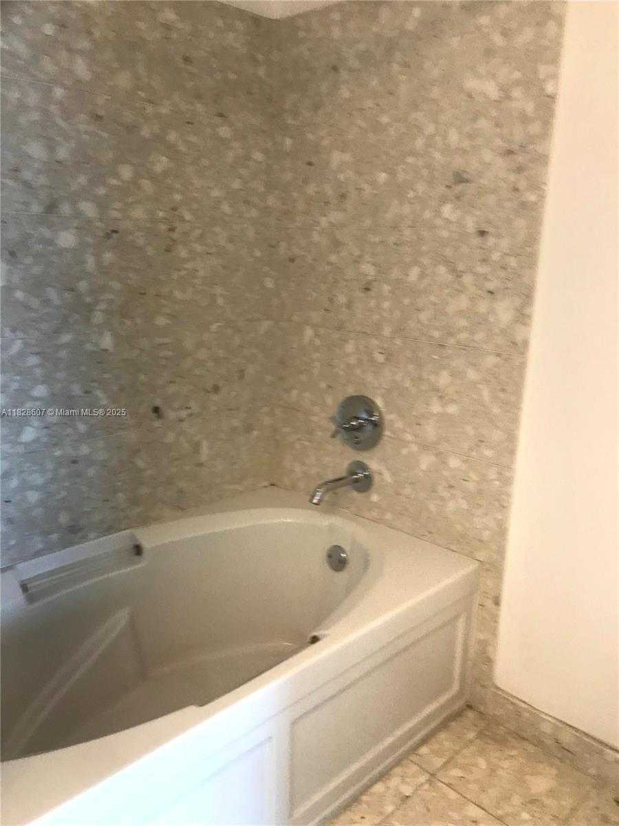 Small Image of 185 SOUTH WEST 7TH ST #2805, Miami Number 10