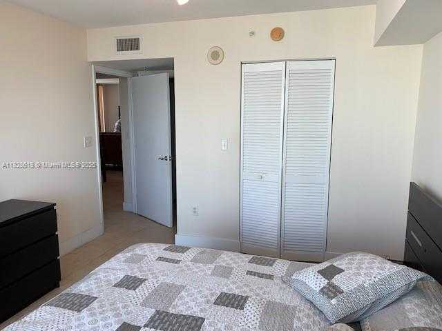 Small Image of 31 SOUTH EAST 5TH ST #2601, Miami Number 15
