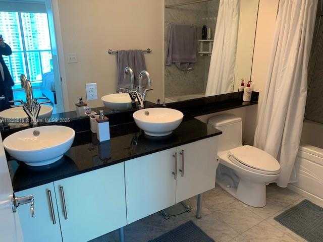 Small Image of 31 SOUTH EAST 5TH ST #2601, Miami Number 18
