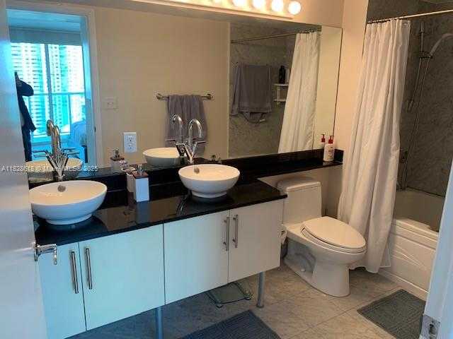 Small Image of 31 SOUTH EAST 5TH ST #2601, Miami Number 19