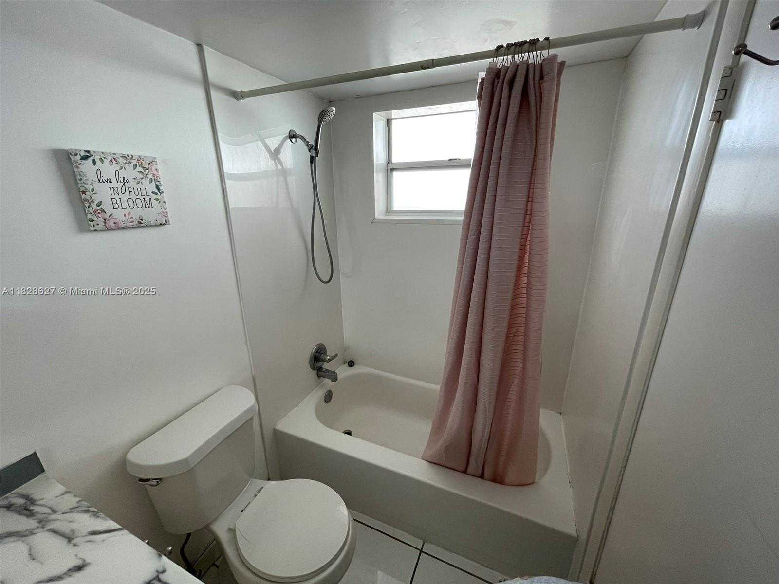 Small Image of 7904 WEST DR #509, North Bay Village Number 14