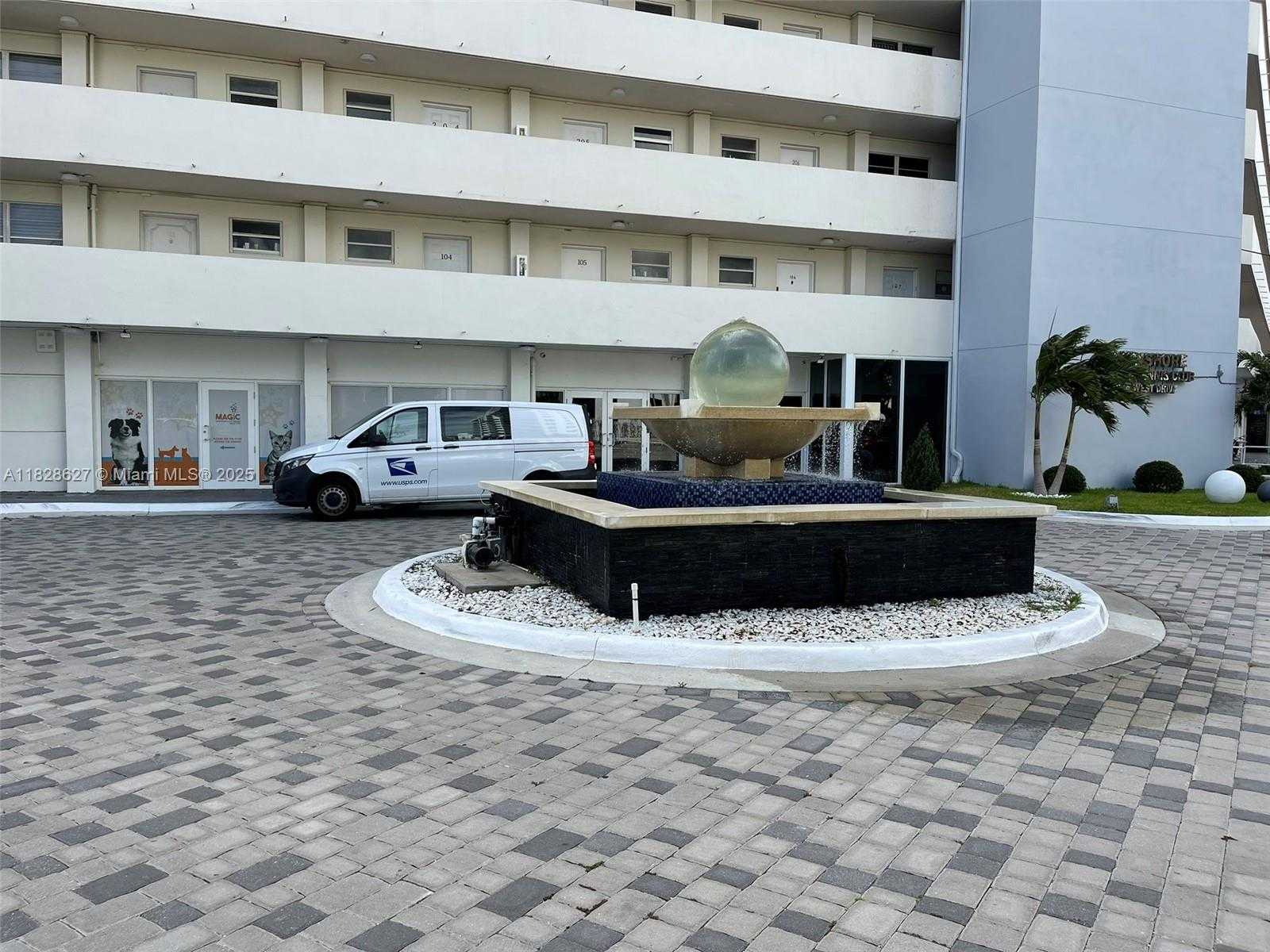 Small Image of 7904 WEST DR #509, North Bay Village Number 21