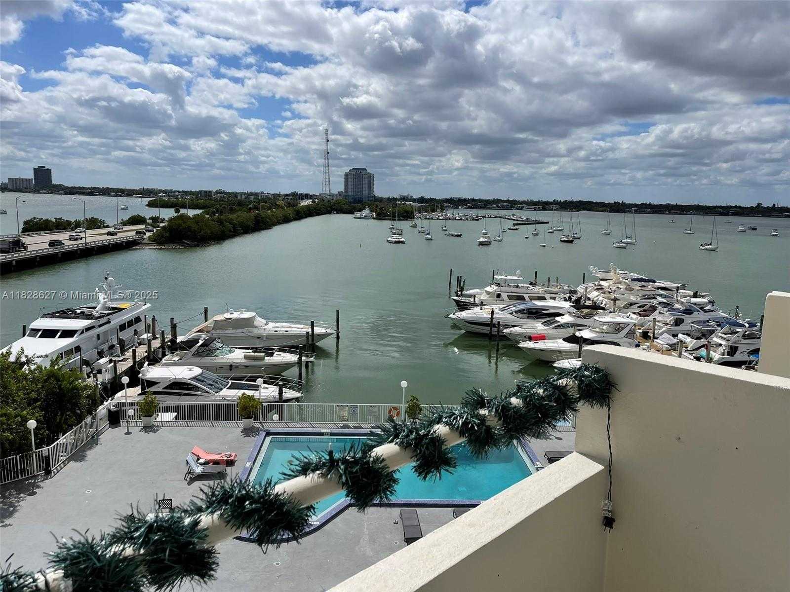 Small Image of 7904 WEST DR #509, North Bay Village Number 4