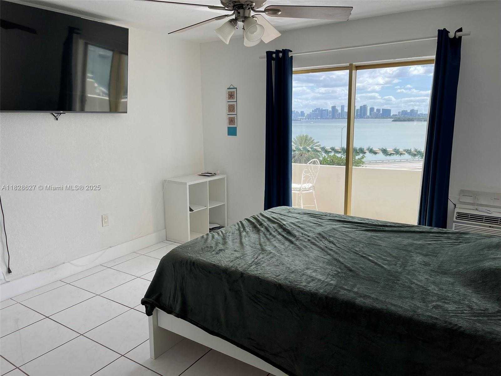 Small Image of 7904 WEST DR #509, North Bay Village Number 9