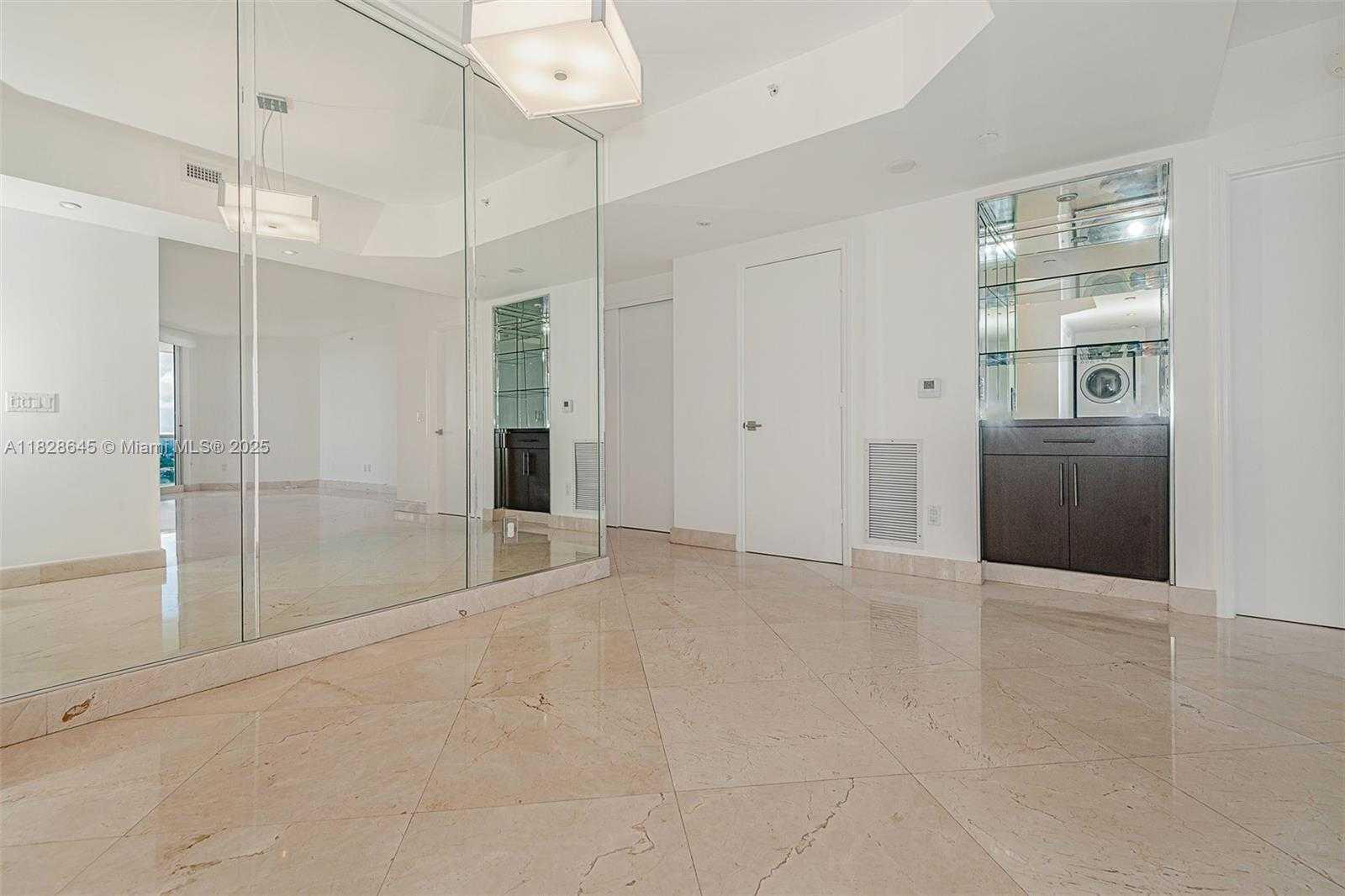 Small Image of 4779 COLLINS AVE #3308, Miami Beach Number 11