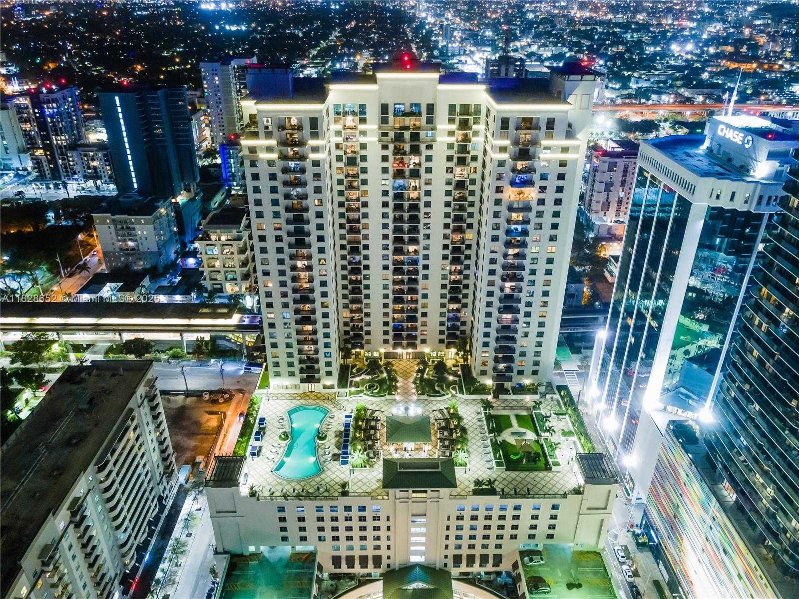 Small Image of 999 SOUTH WEST 1 AVE #1810, Miami Number 33