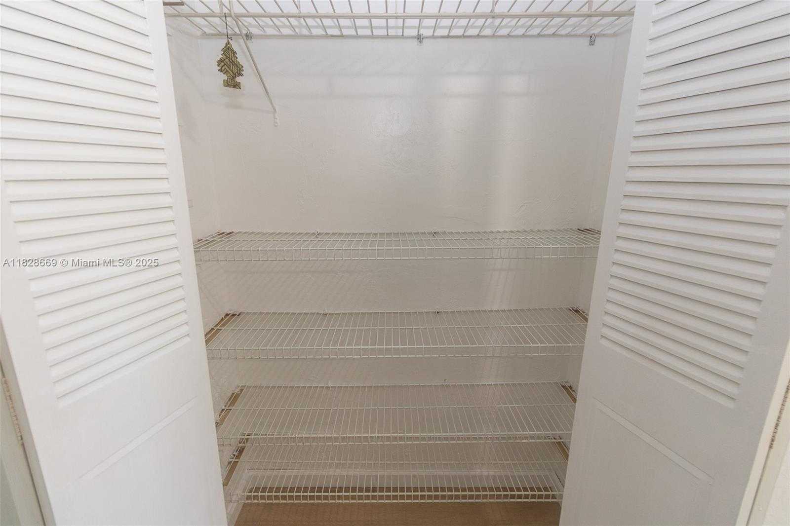 Small Image of 441 NORTH EAST 195TH ST #301, Miami Number 22