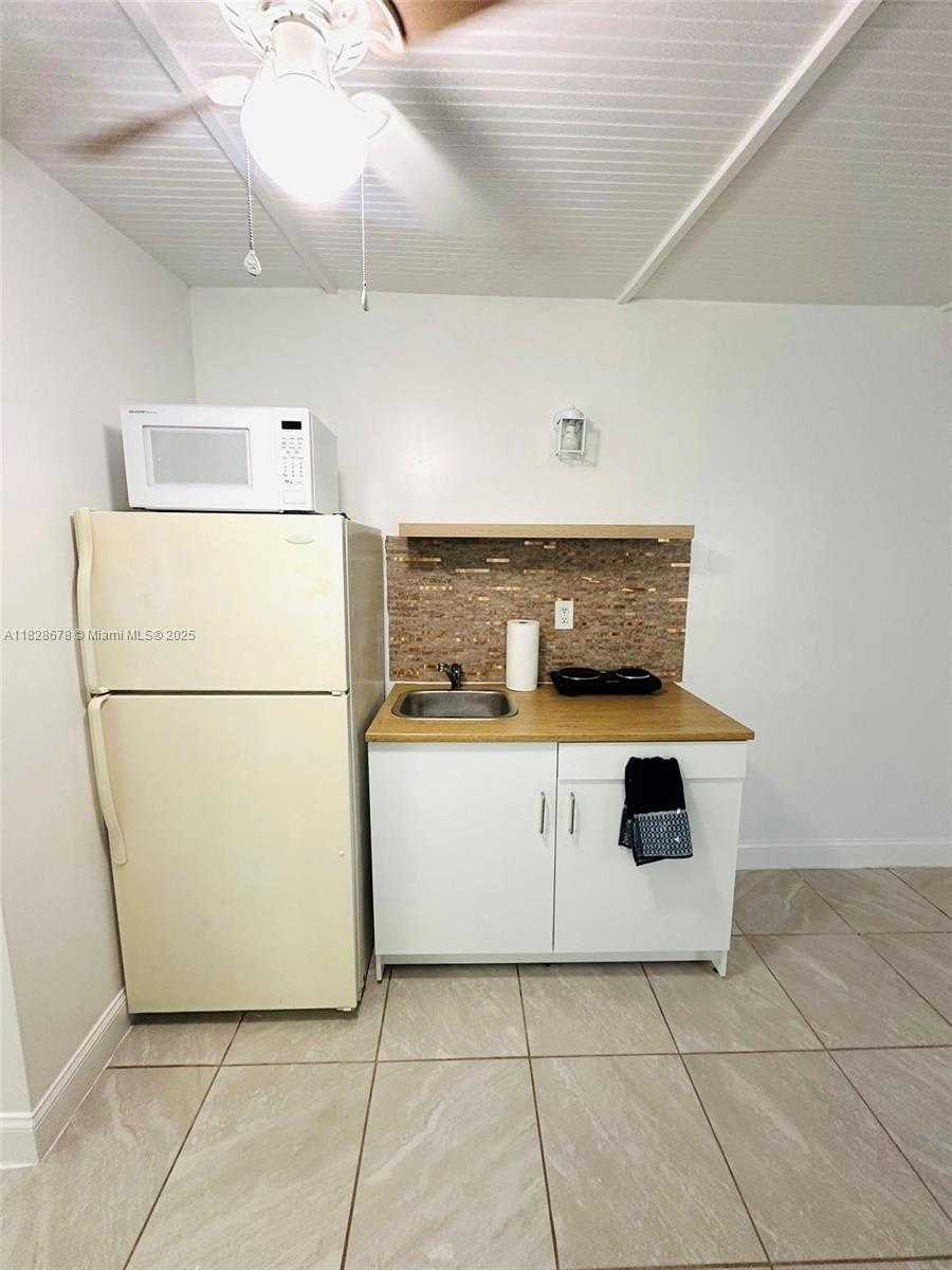 Small Image of 26750 SOUTH WEST 125TH AVE #REAR, Homestead Number 7