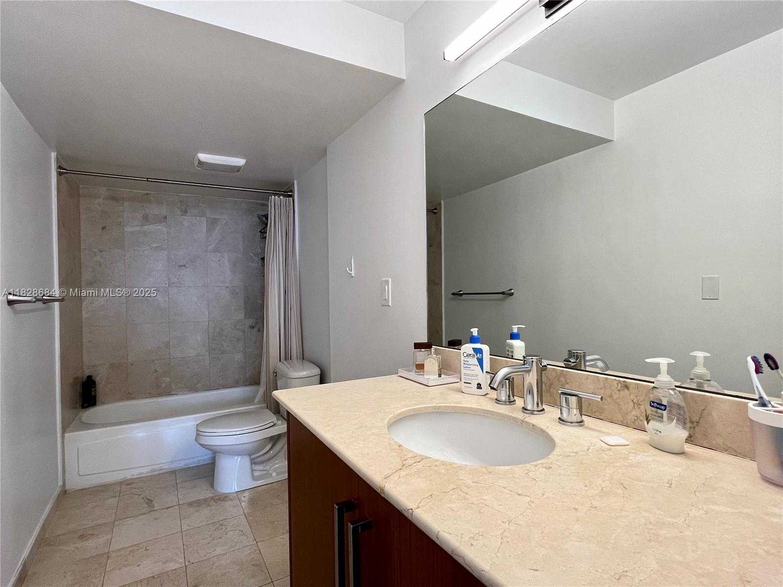 Small Image of 10275 COLLINS AVE #1025, Bal Harbour Number 16
