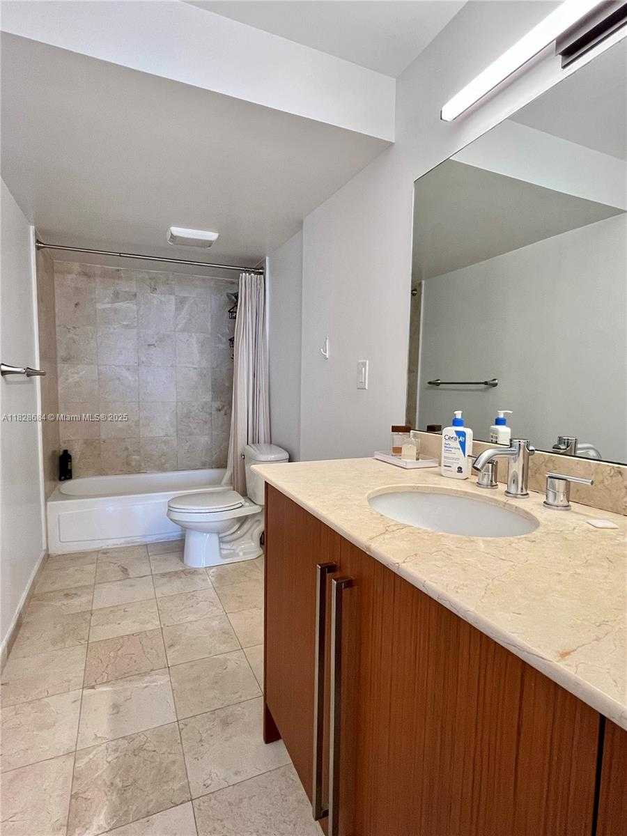Small Image of 10275 COLLINS AVE #1025, Bal Harbour Number 17
