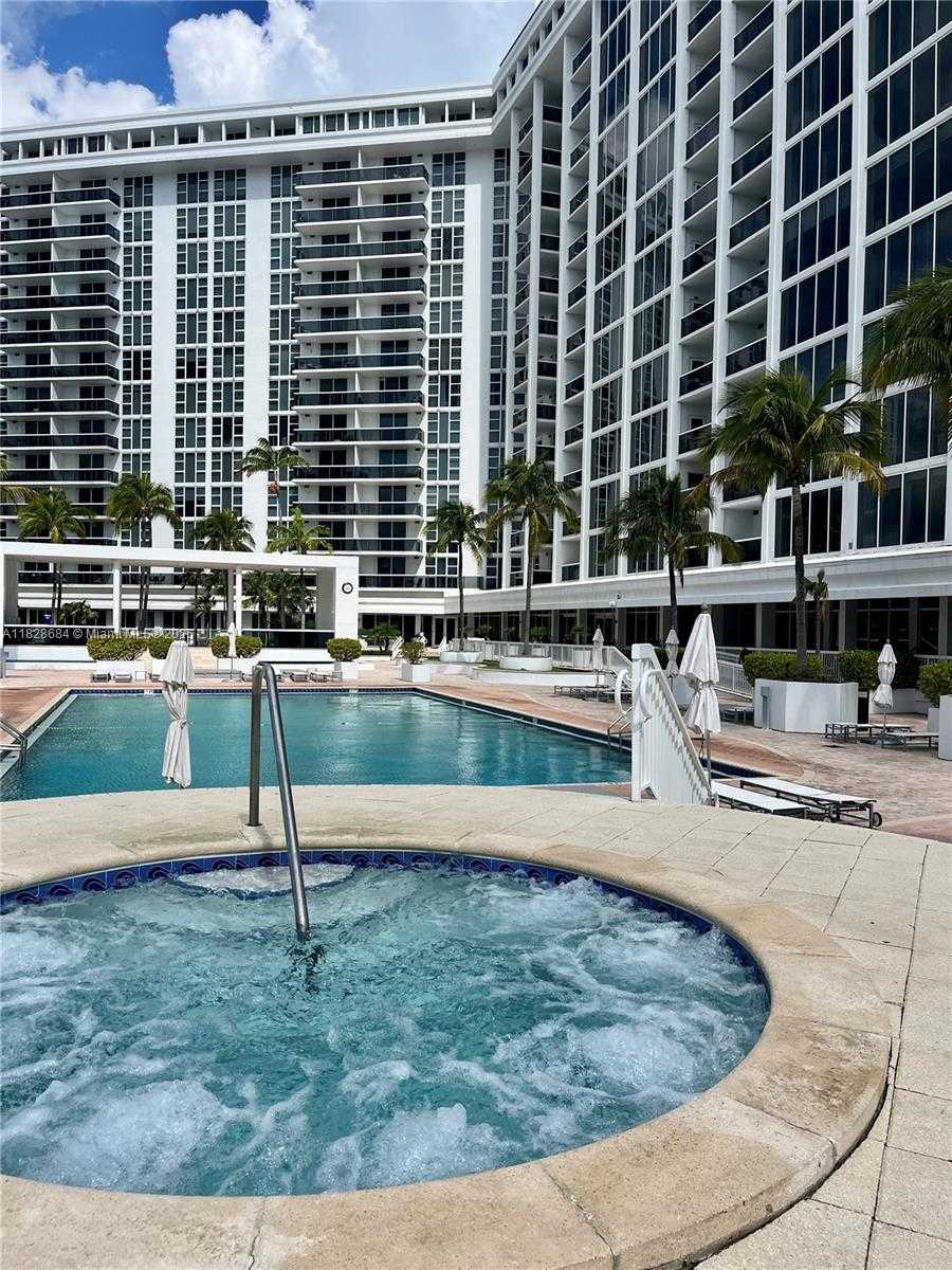 Small Image of 10275 COLLINS AVE #1025, Bal Harbour Number 20