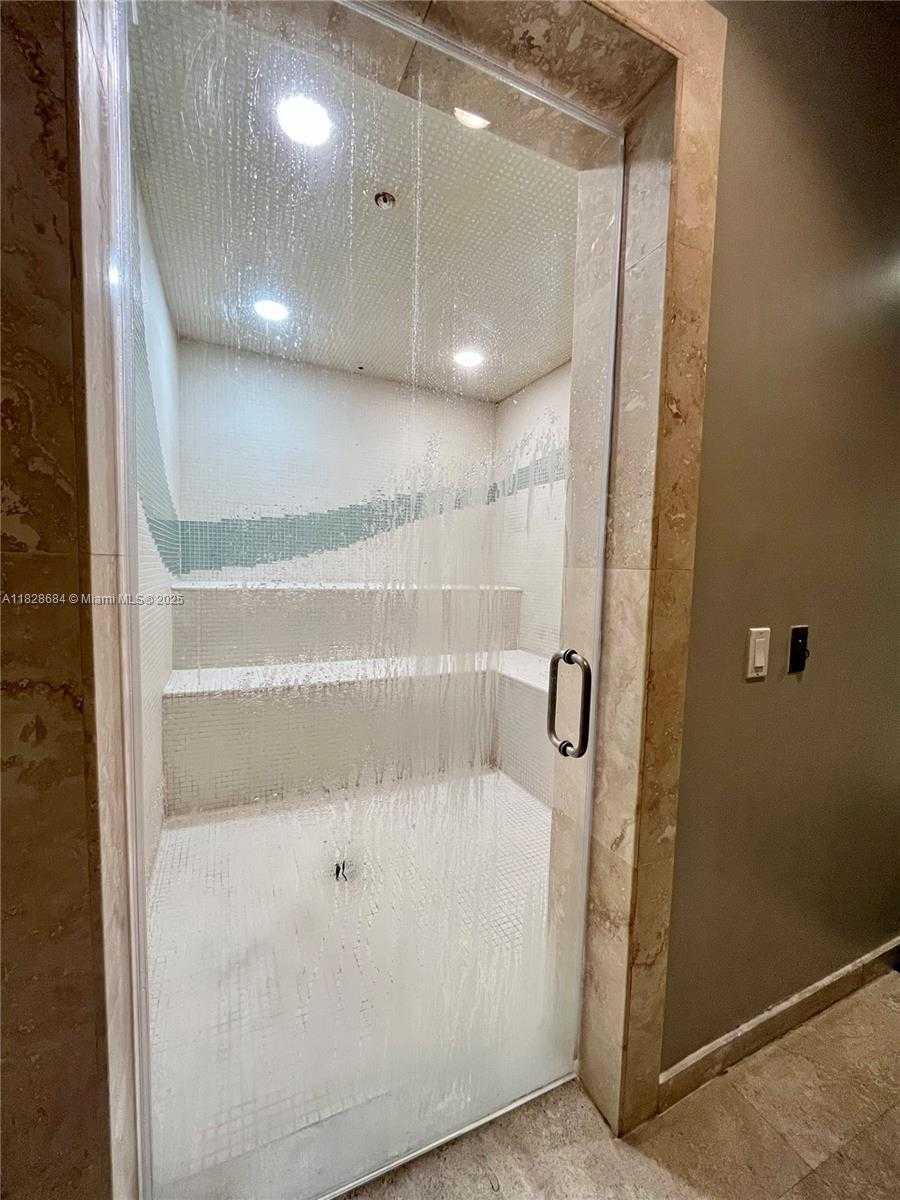 Small Image of 10275 COLLINS AVE #1025, Bal Harbour Number 28