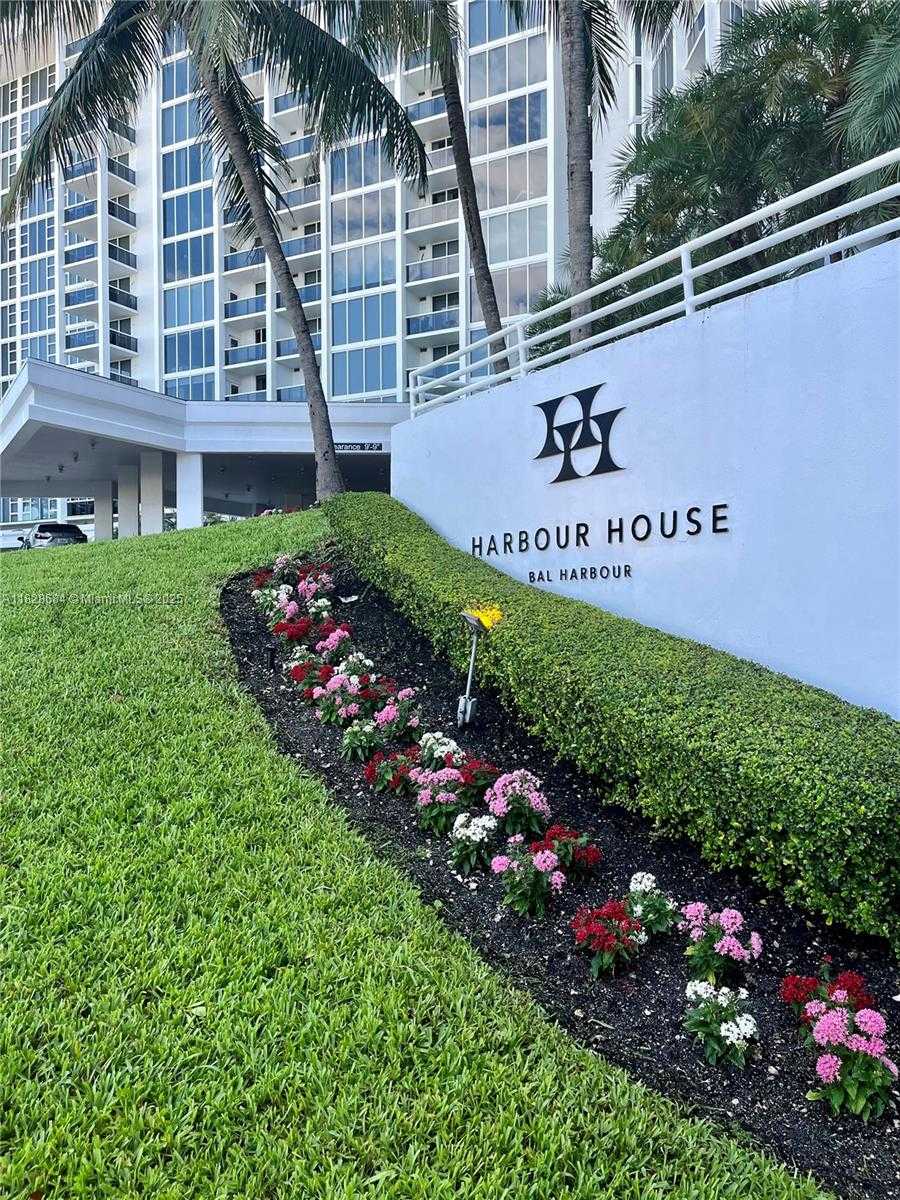 Small Image of 10275 COLLINS AVE #1025, Bal Harbour Number 38