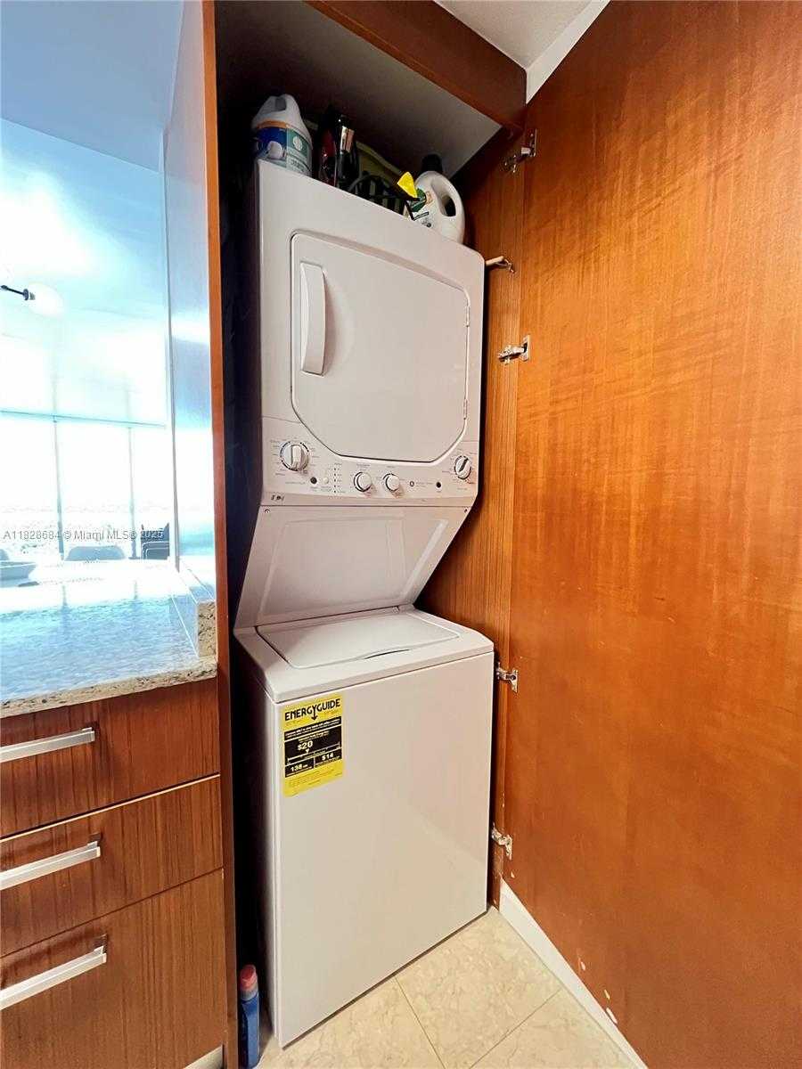 Small Image of 10275 COLLINS AVE #1025, Bal Harbour Number 9