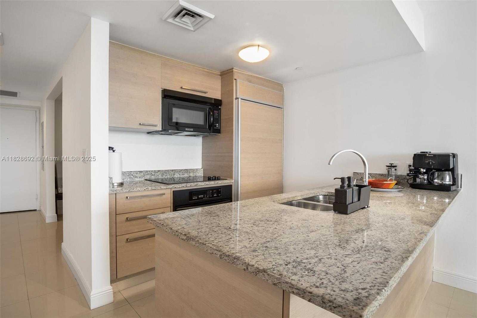 Small Image of 1800 SOUTH OCEAN DR #4006, Hallandale Beach Number 10