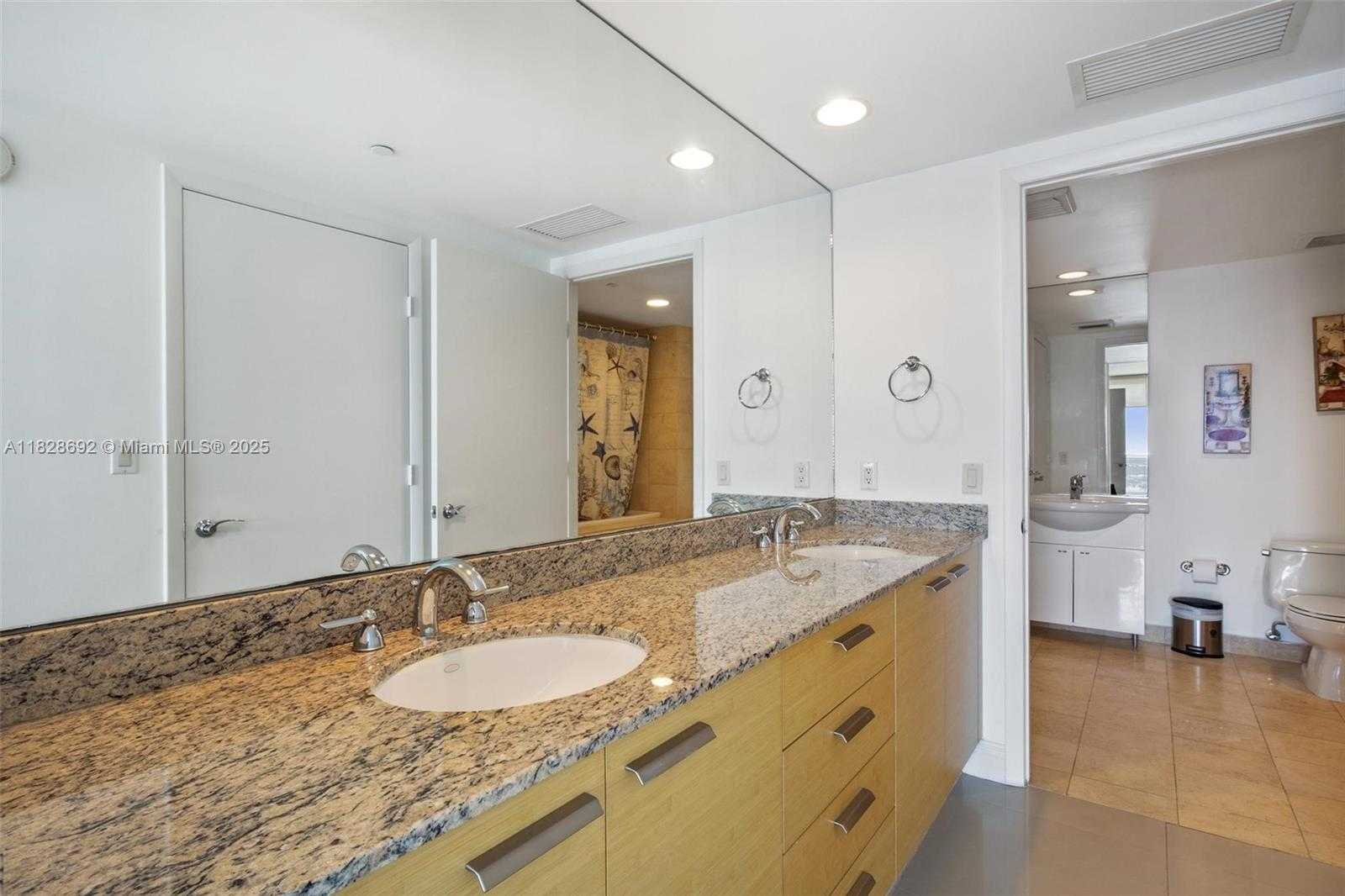 Small Image of 1800 SOUTH OCEAN DR #4006, Hallandale Beach Number 19