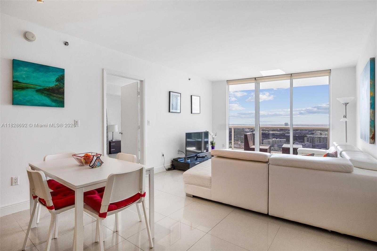 Small Image of 1800 SOUTH OCEAN DR #4006, Hallandale Beach Number 5