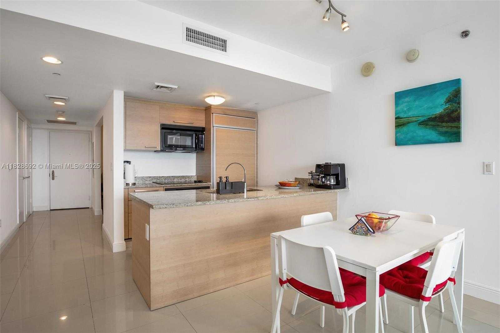 Small Image of 1800 SOUTH OCEAN DR #4006, Hallandale Beach Number 6