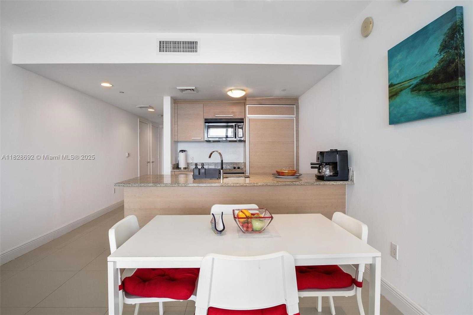 Small Image of 1800 SOUTH OCEAN DR #4006, Hallandale Beach Number 7
