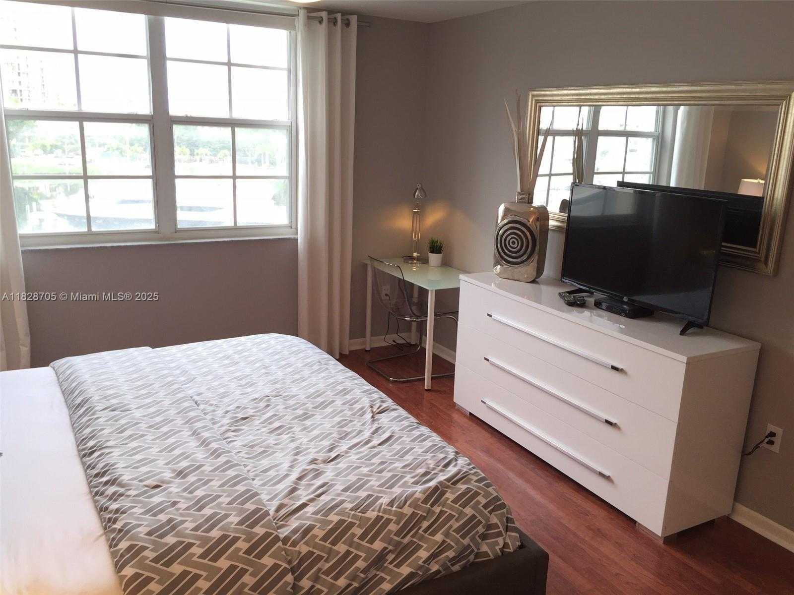 Small Image of 19655 EAST COUNTRY CLUB DR #6504, Aventura Number 13