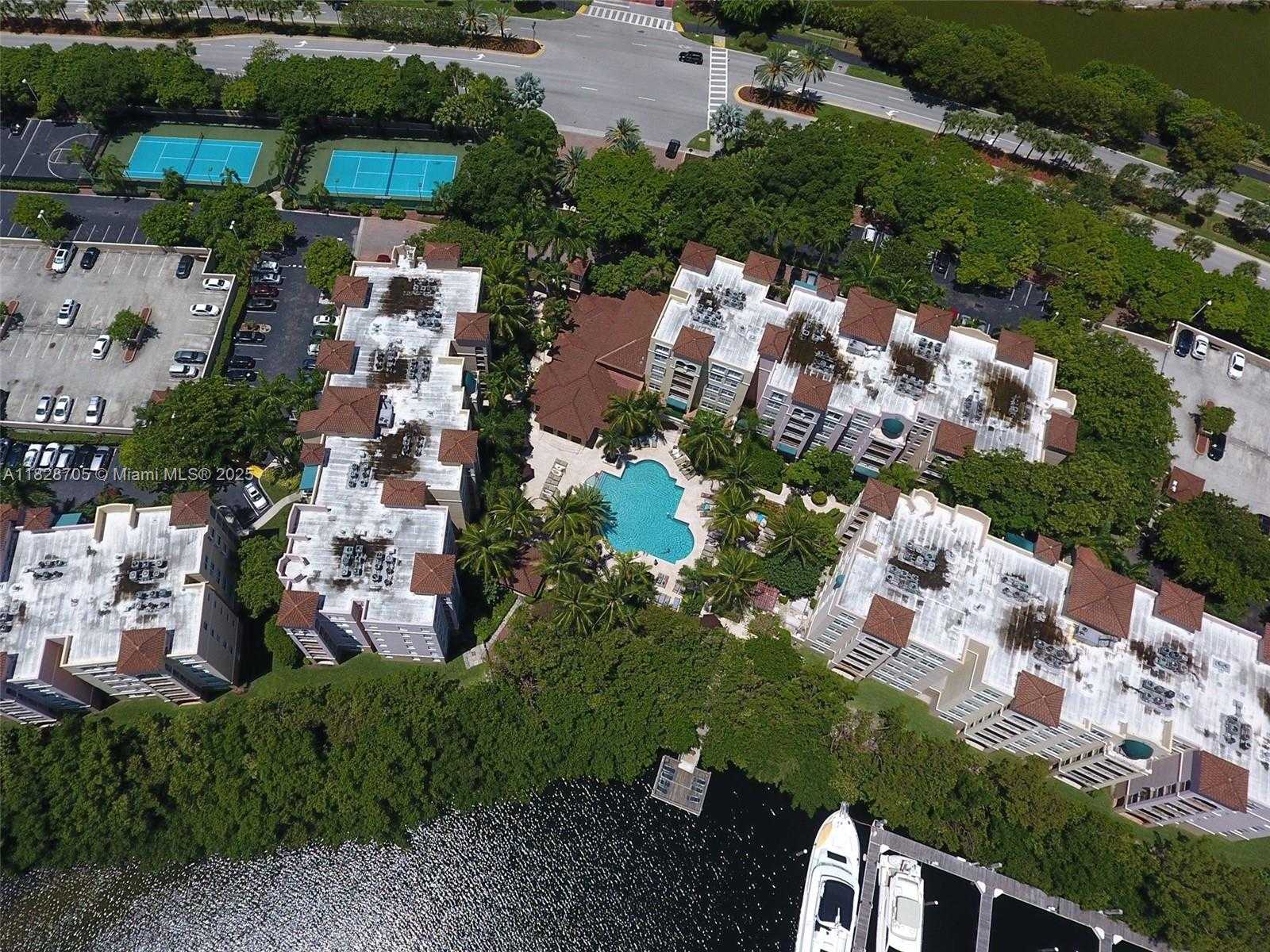 Small Image of 19655 EAST COUNTRY CLUB DR #6504, Aventura Number 19