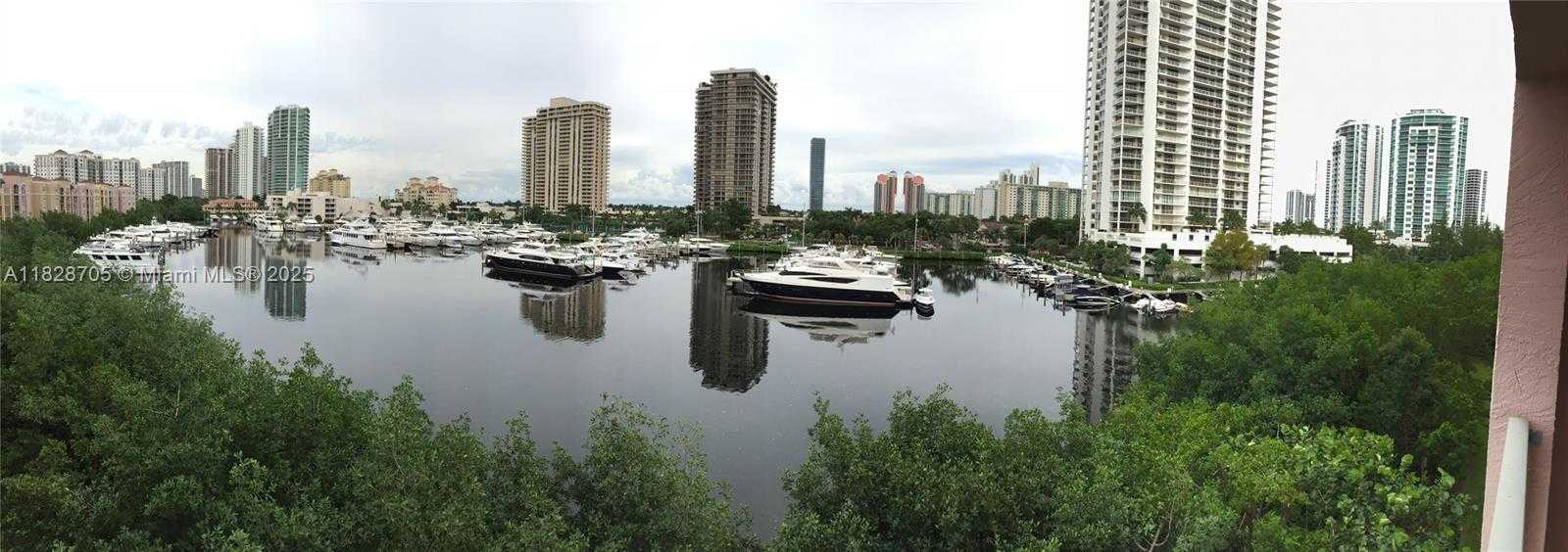Small Image of 19655 EAST COUNTRY CLUB DR #6504, Aventura Number 3