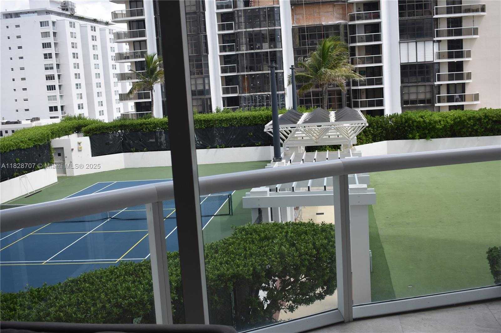 Small Image of 6365 COLLINS AVE #809, Miami Beach Number 57