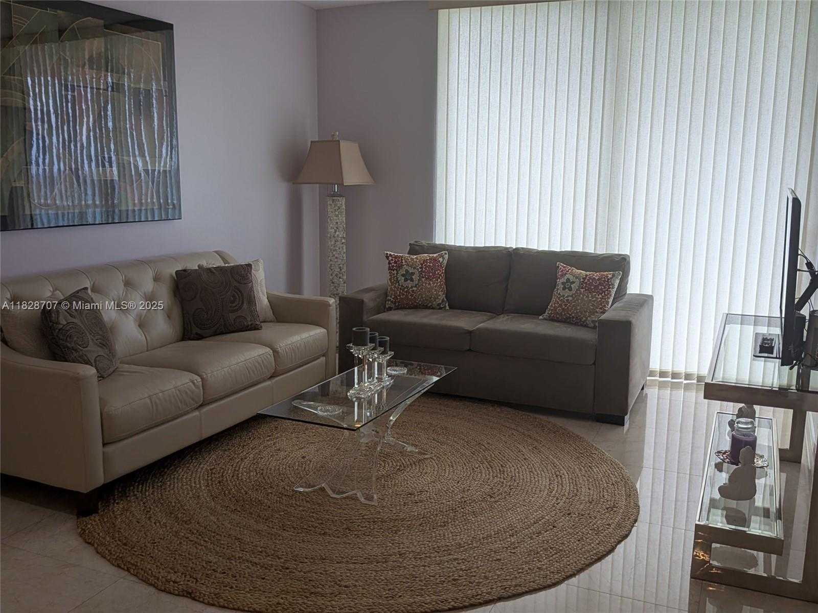 Small Image of 6365 COLLINS AVE #809, Miami Beach Number 7