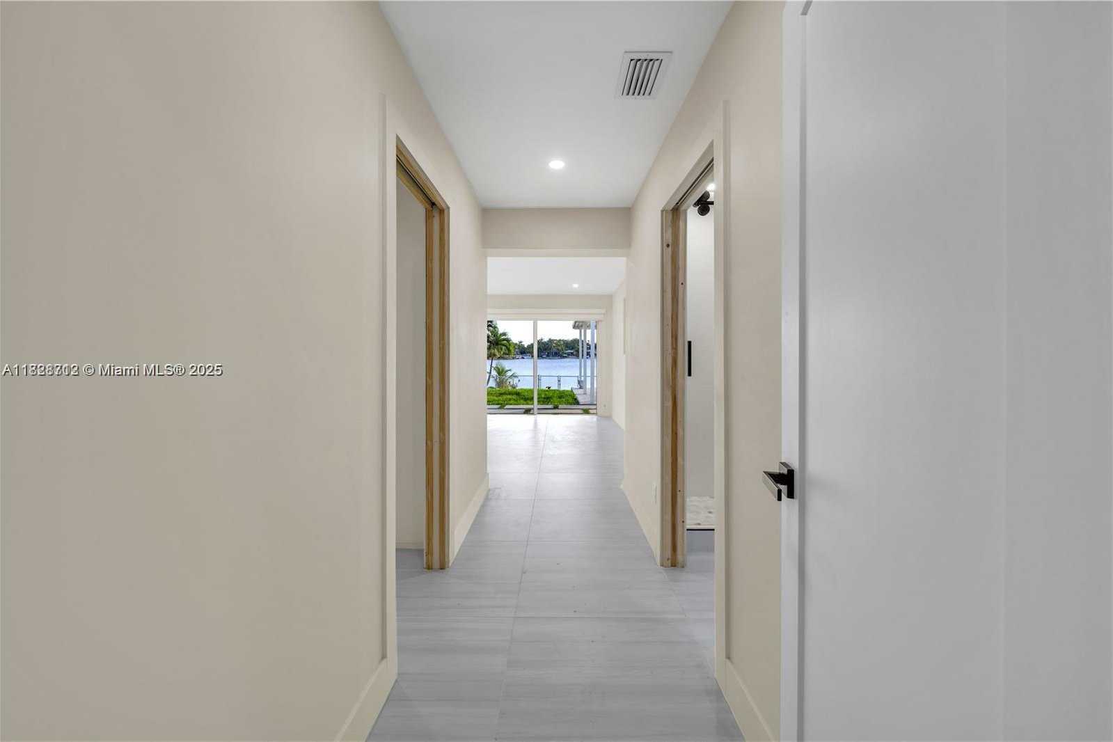 Small Image of 5020 SOUTH WEST 92ND AVE, Miami Number 24