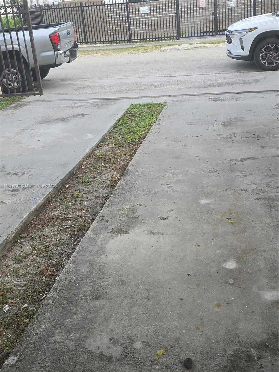 Small Image of 97 NORTH EAST 59TH TER #1, Miami Number 13