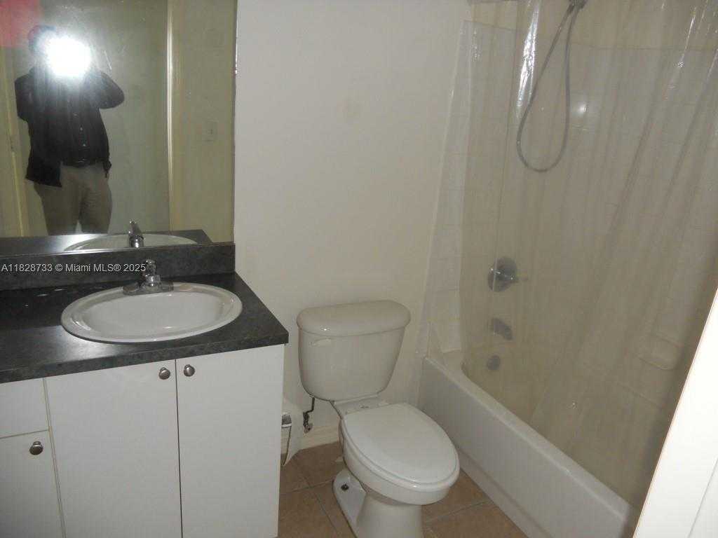 Small Image of 9172 COLLINS AVE #402, Surfside Number 10