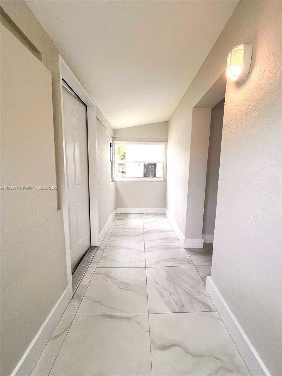 Small Image of 1960 NORTH WEST 49 ST #FRONT, Miami Number 8